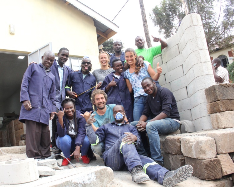 肯尼亚内罗毕前流浪男孩孤儿院丨Start Somewhere-60