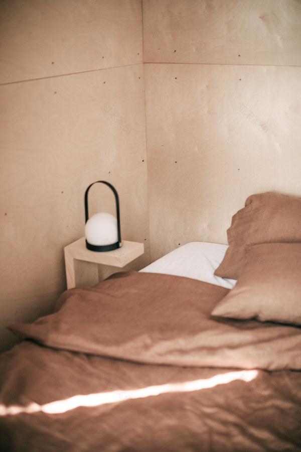 加拿大森林中的冥想小屋丨Tel Aviv 设计工作室 Craft & Bloom-18