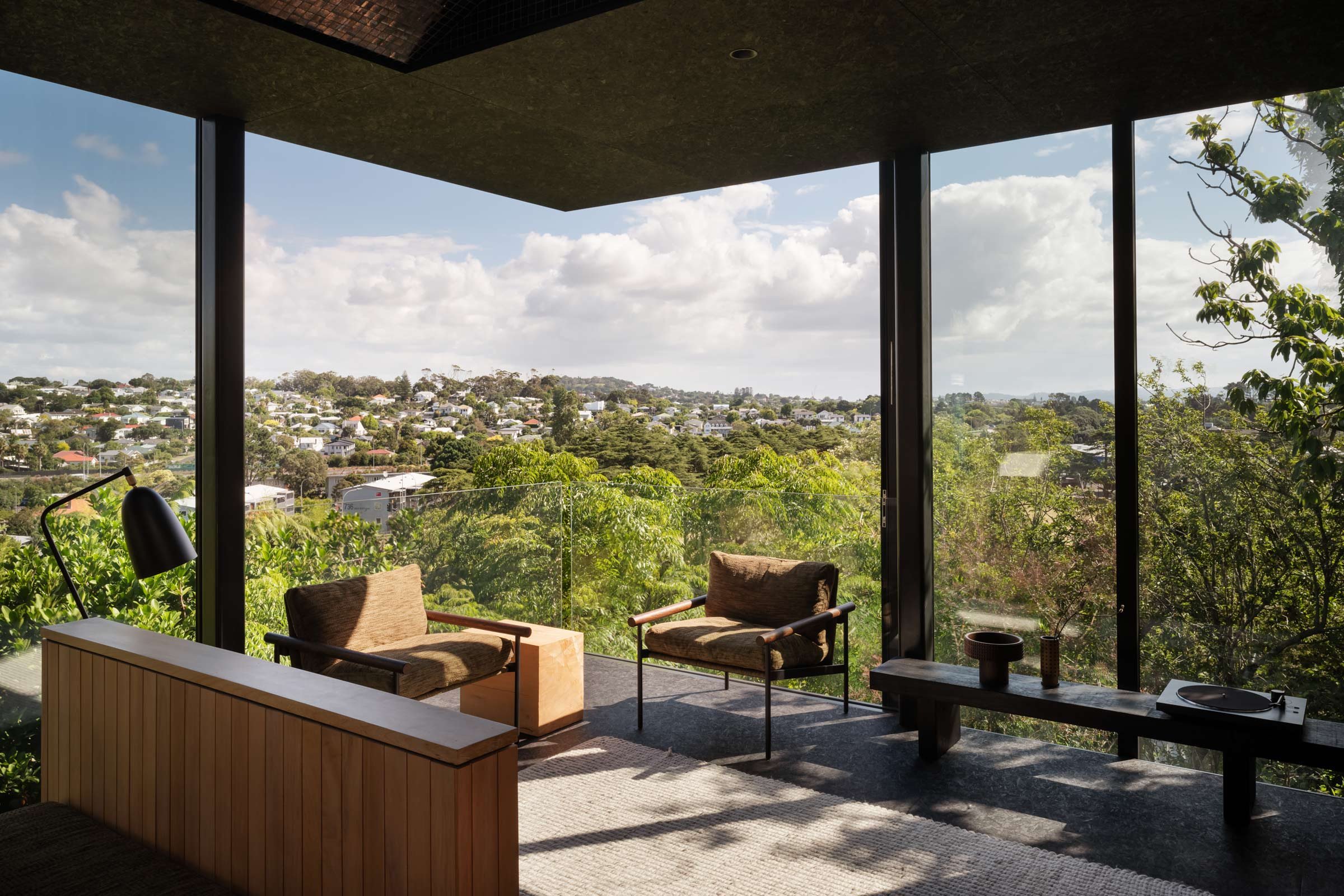 紧凑但宽敞的家庭住宅丨新西兰奥克兰丨Oli Booth Architecture-37