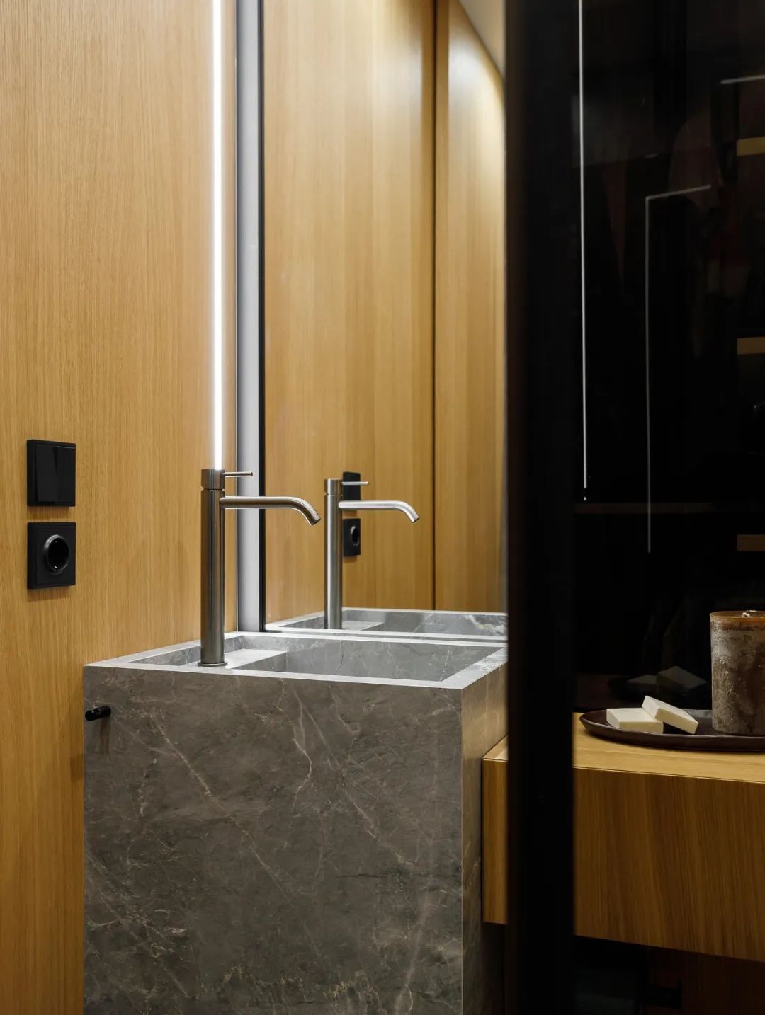 极简空间设计-23