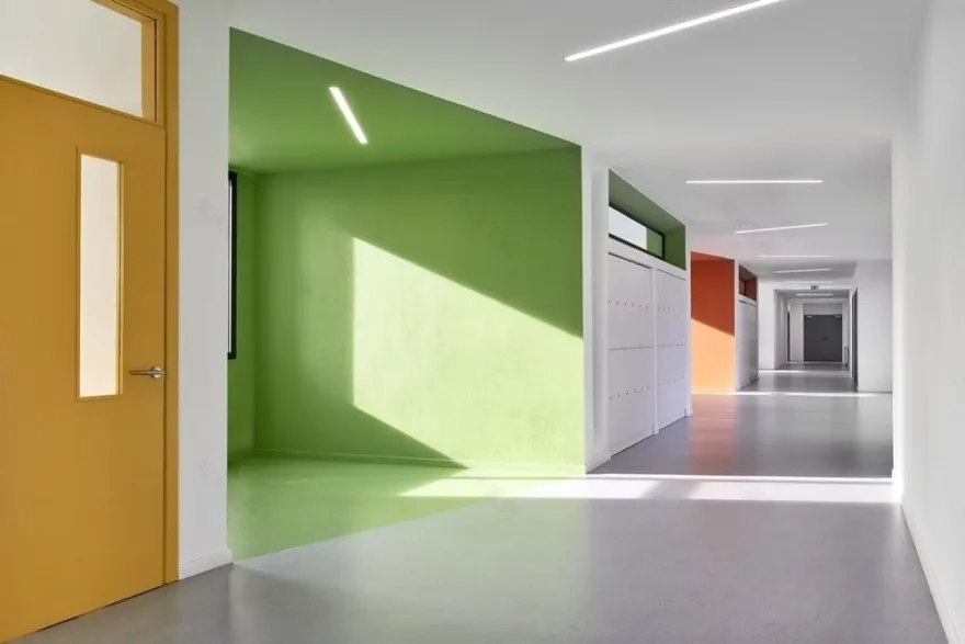 美国农场学校高中部大楼丨希腊丨406 architects-15