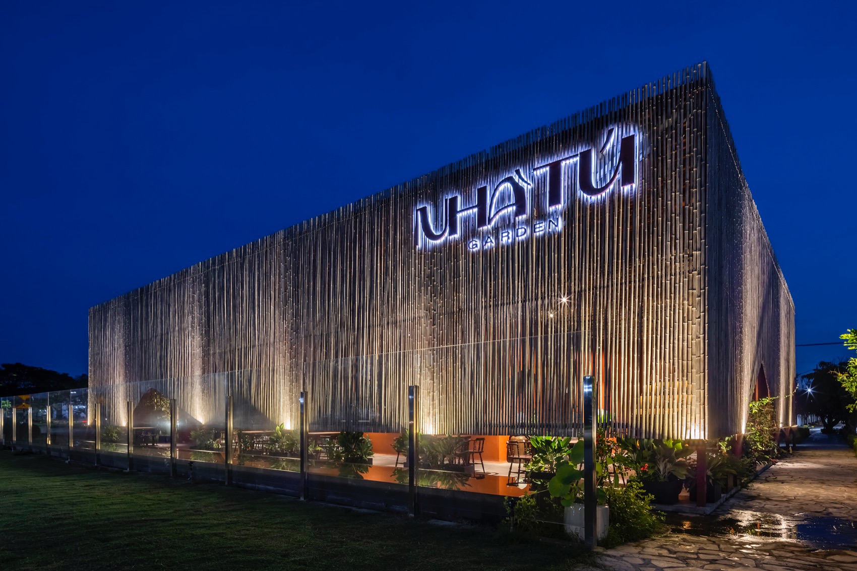 Nhà Tú花园餐厅丨越南丨Long Nguyen Design-88