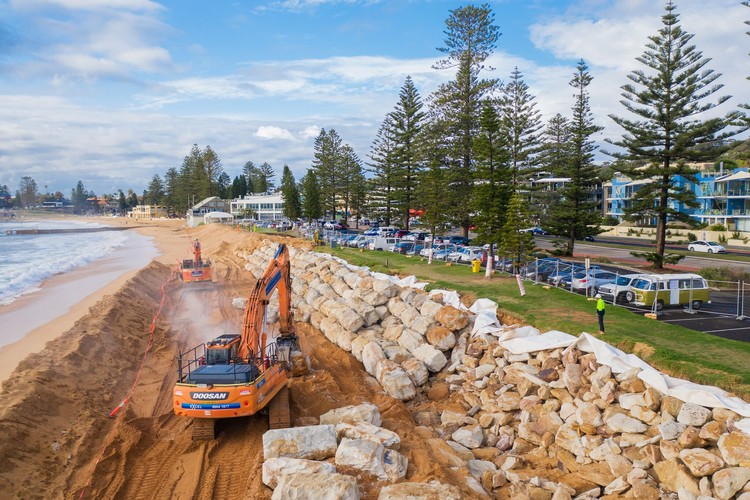 海洋悬崖上的绿色庇护所-15