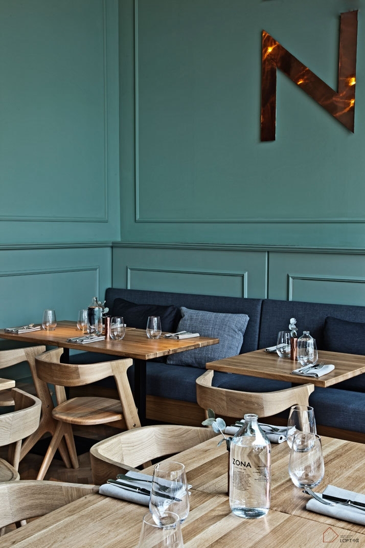 匈牙利ZONA酒吧-9