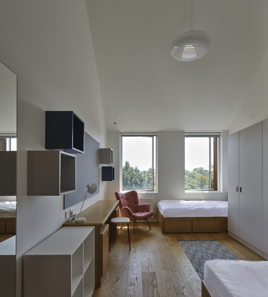 国王学校国际学院的现代演绎-25