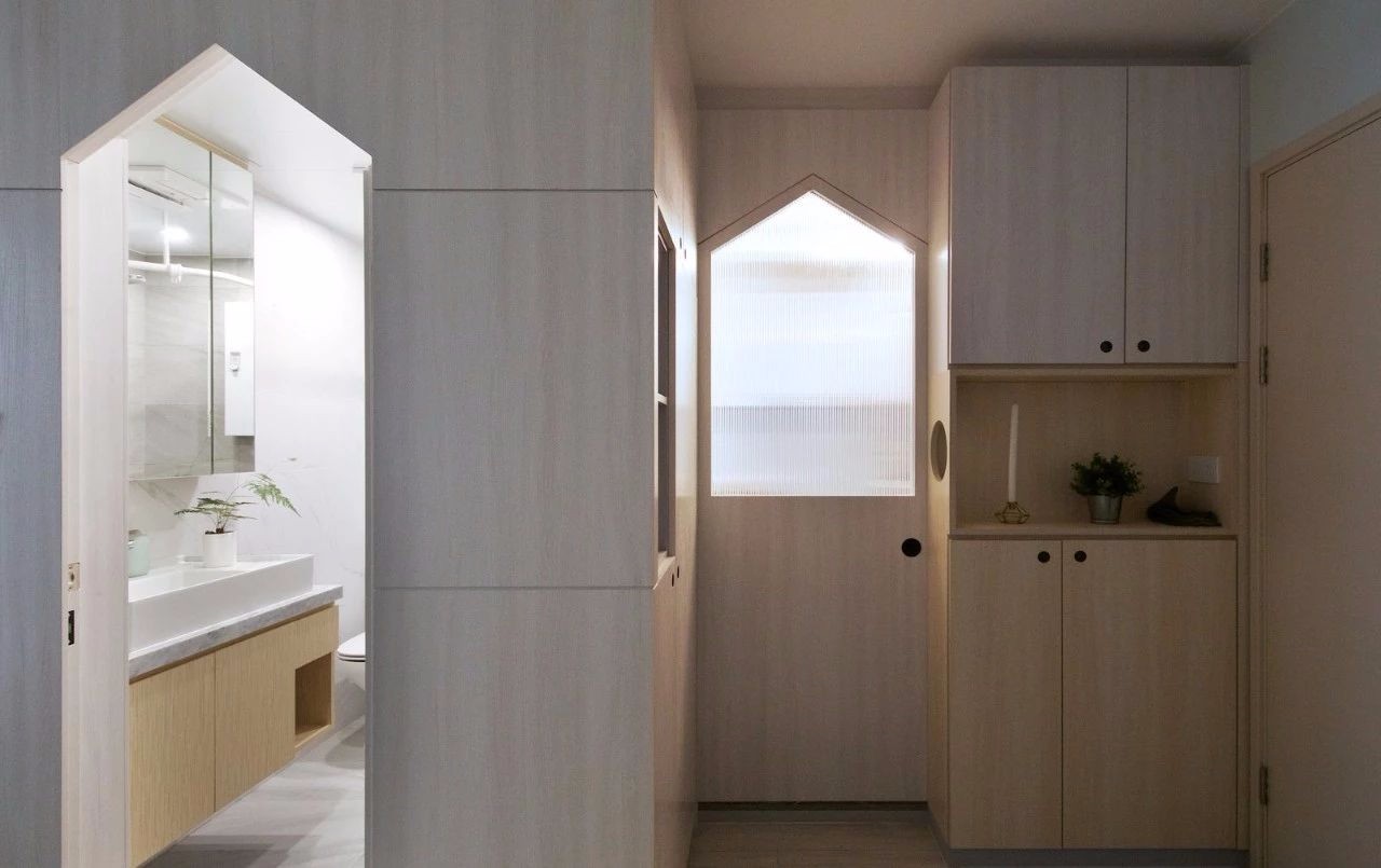 香港 42 平米公寓 | 人与宠物和谐共处的空间设计-1