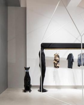 叶梹室内设计丨服装店丨CHOCLAB