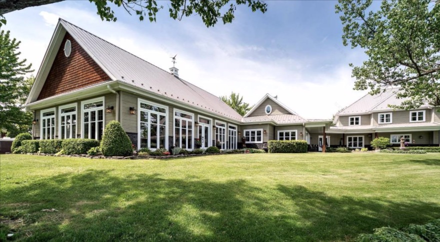 Valleyfield滨水宽敞房产丨加拿大魁北克丨Joli Joli Design-0