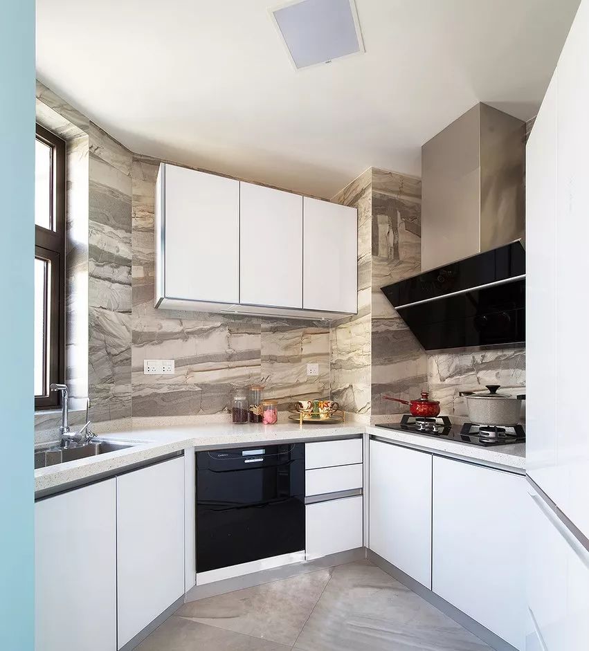 实用又美观的厨房设计-28