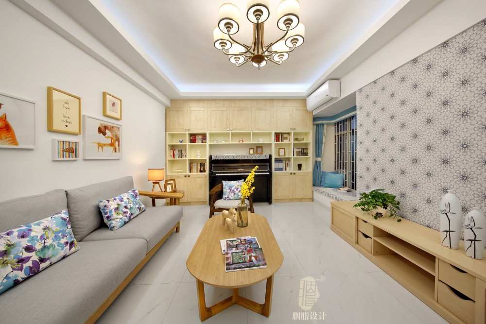 广州润粤大厦北欧风家居设计,原木与彩色的和谐搭配-8