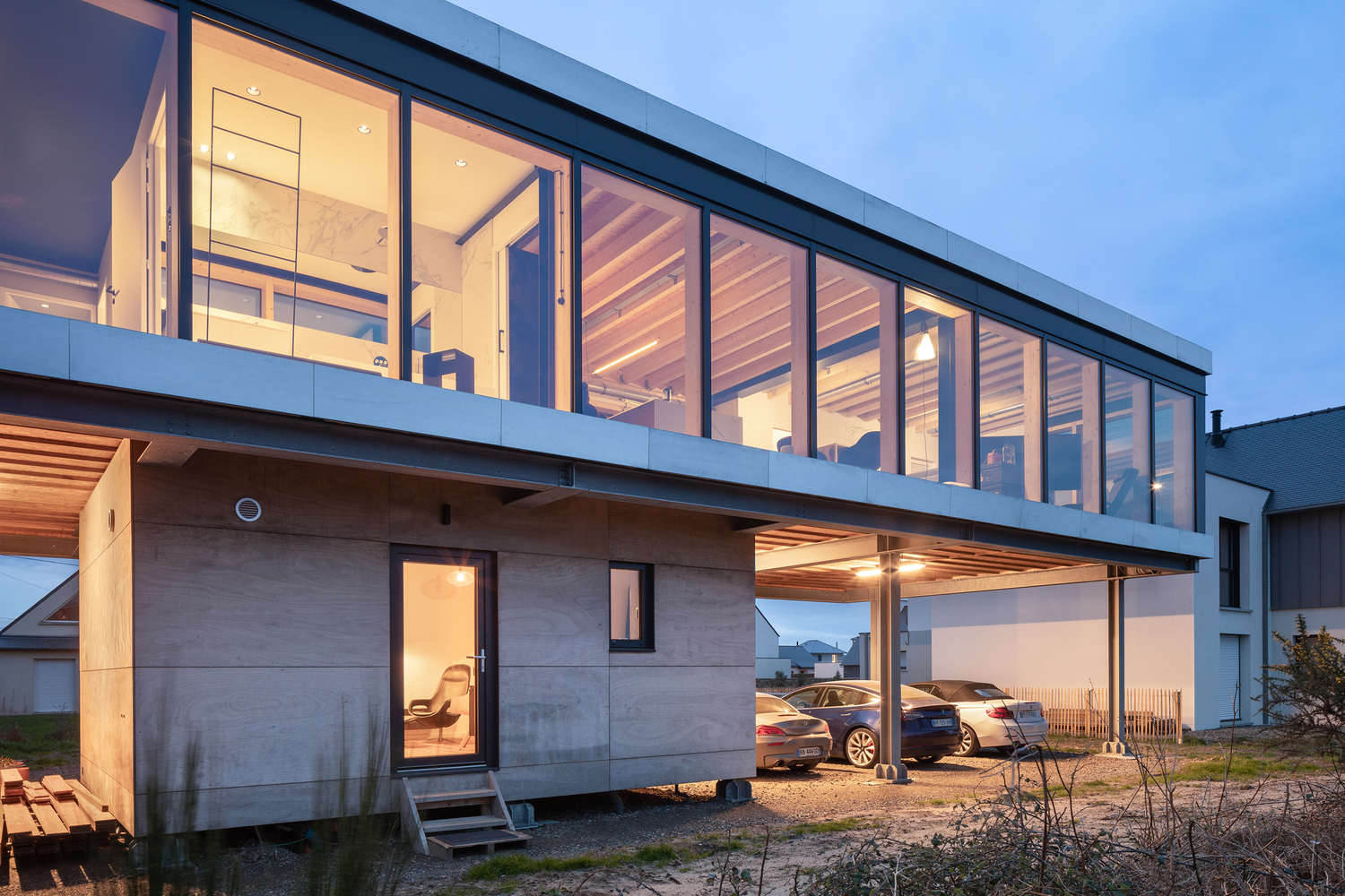 悬浮海景别墅,简约优雅的法式海景之家-19