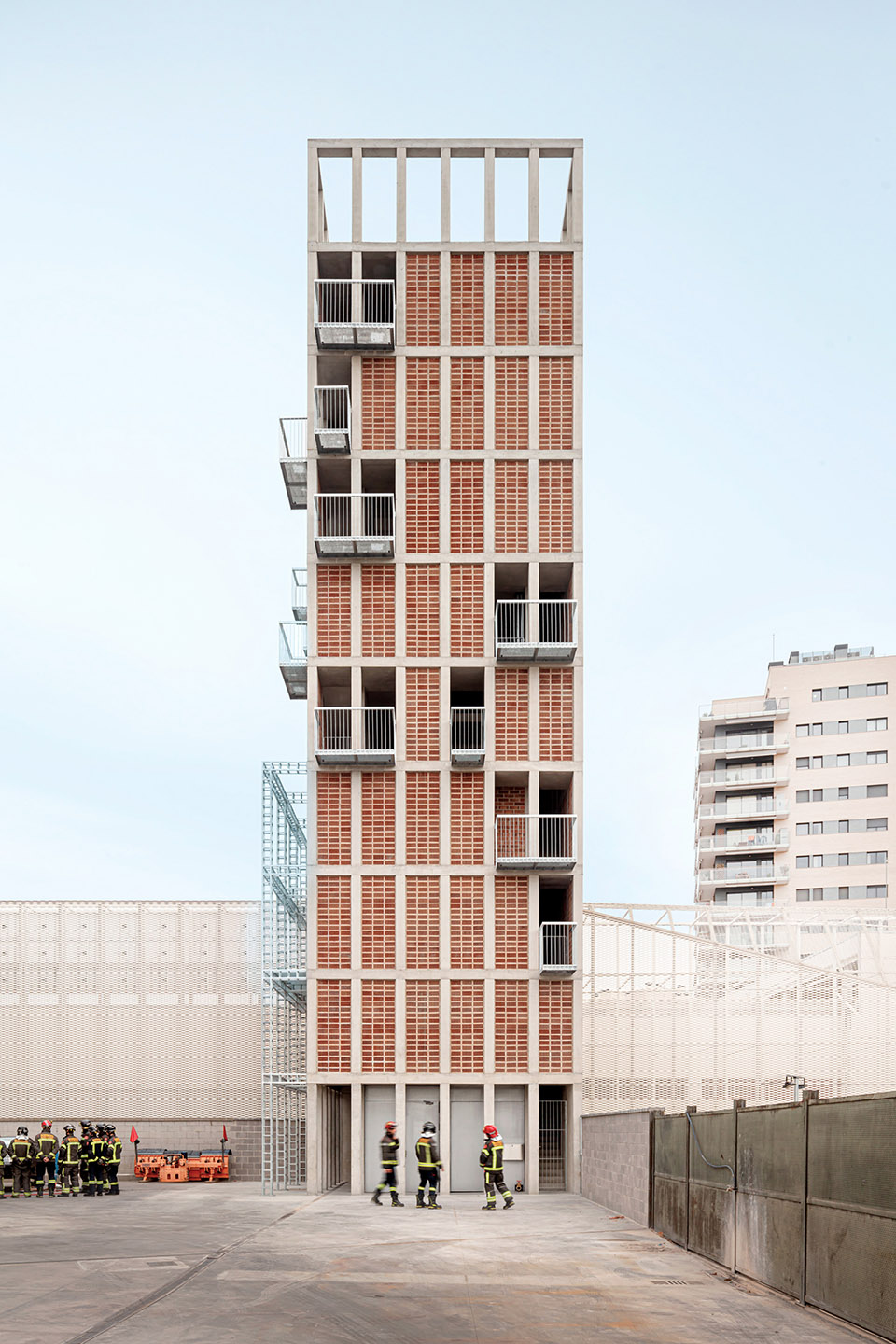 Vall d’Hebron 消防训练塔丨西班牙巴塞罗那丨Carles Enrich Studio-8