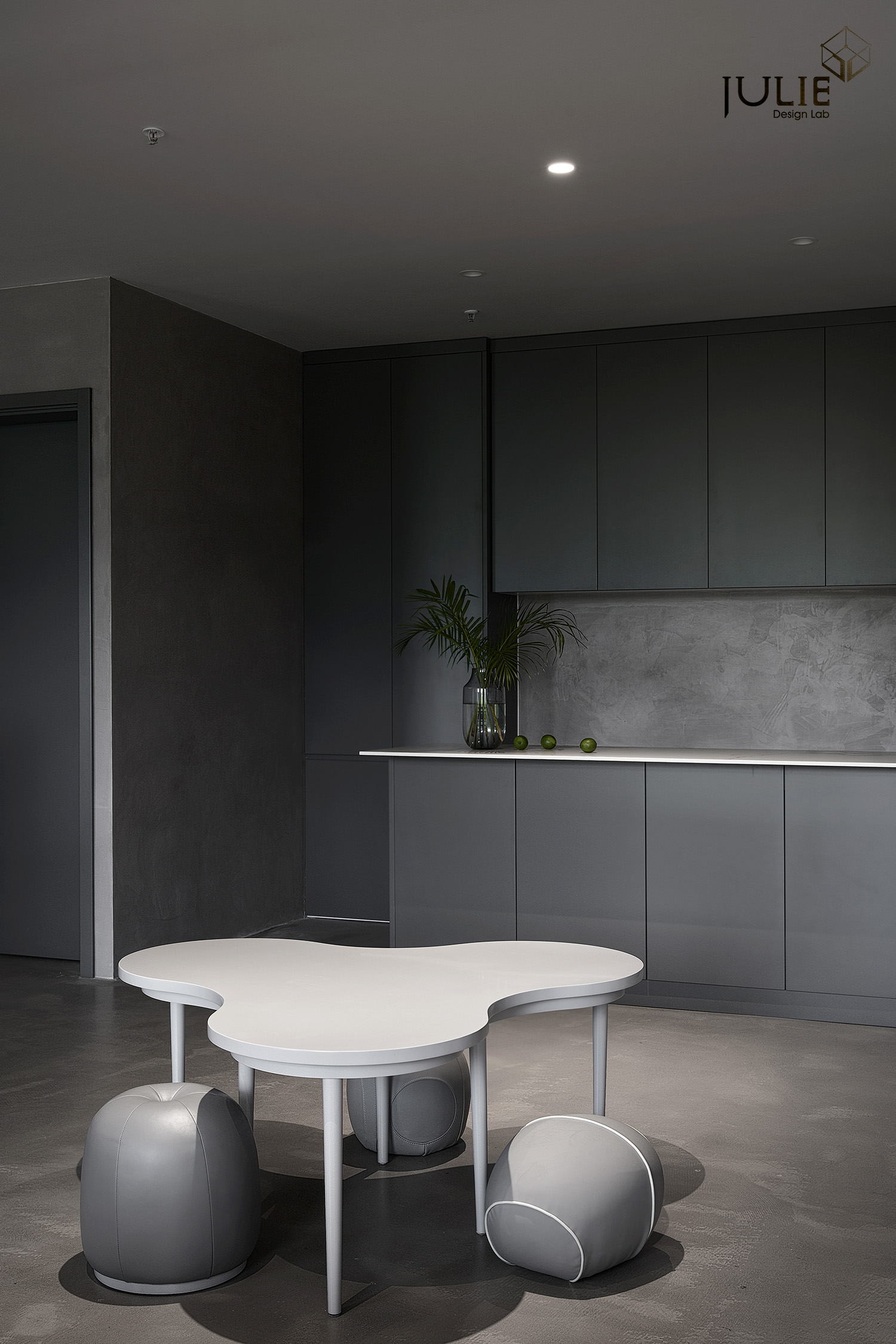 滨江分公司打造高级灰神秘空间-15