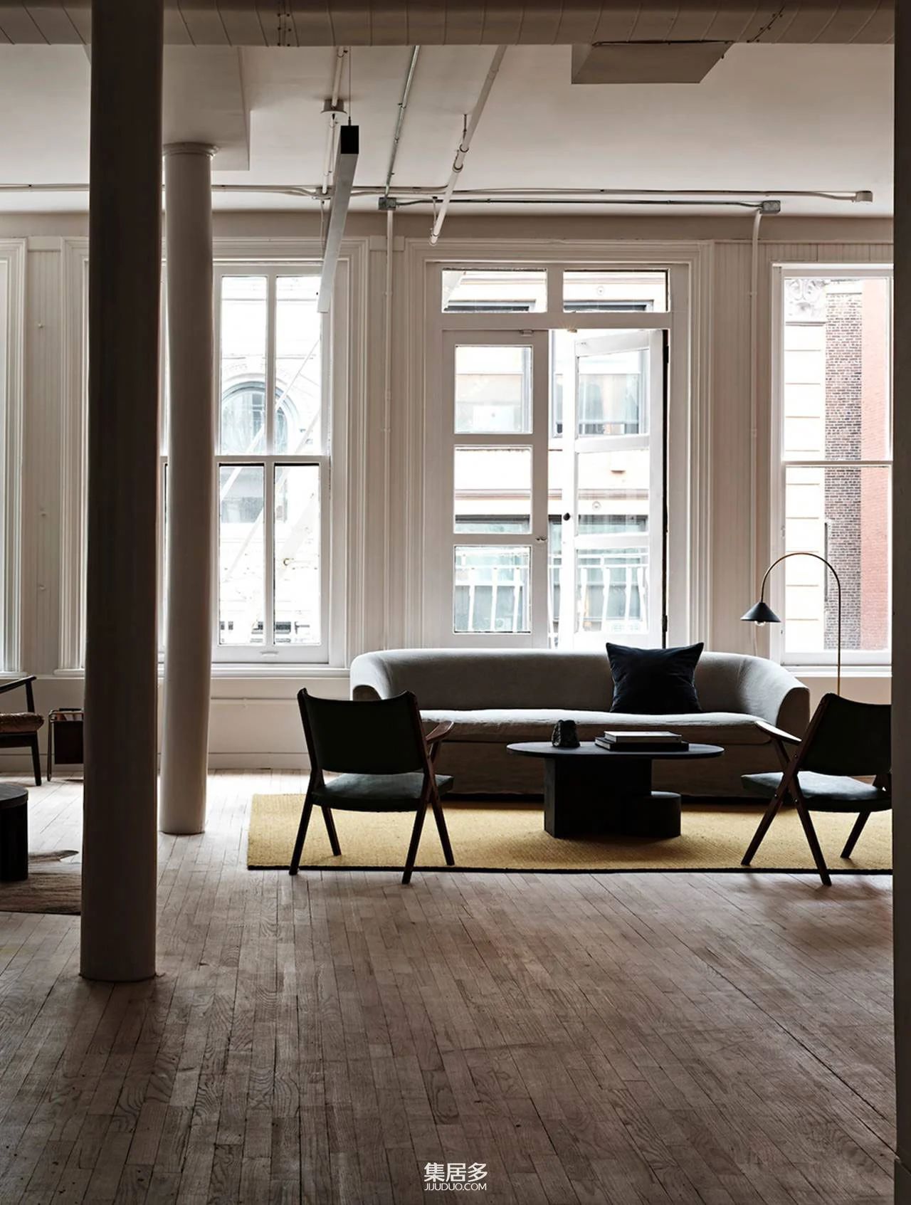 纽约曼哈顿阁楼新风尚办公空间设计丨美国曼哈顿丨美国 Bespoke Only 设计工作室-15