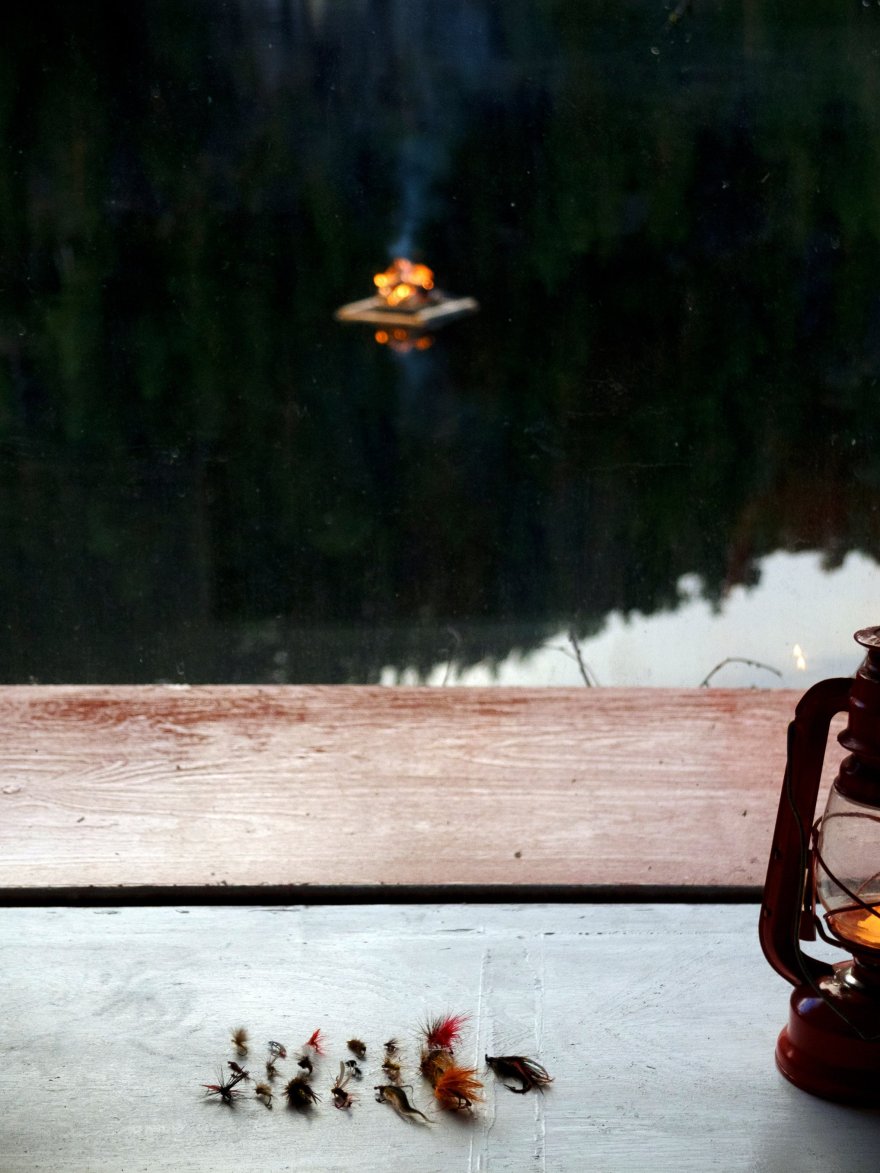 挪威湖边林中小屋 | 与自然共生的避世居所-22