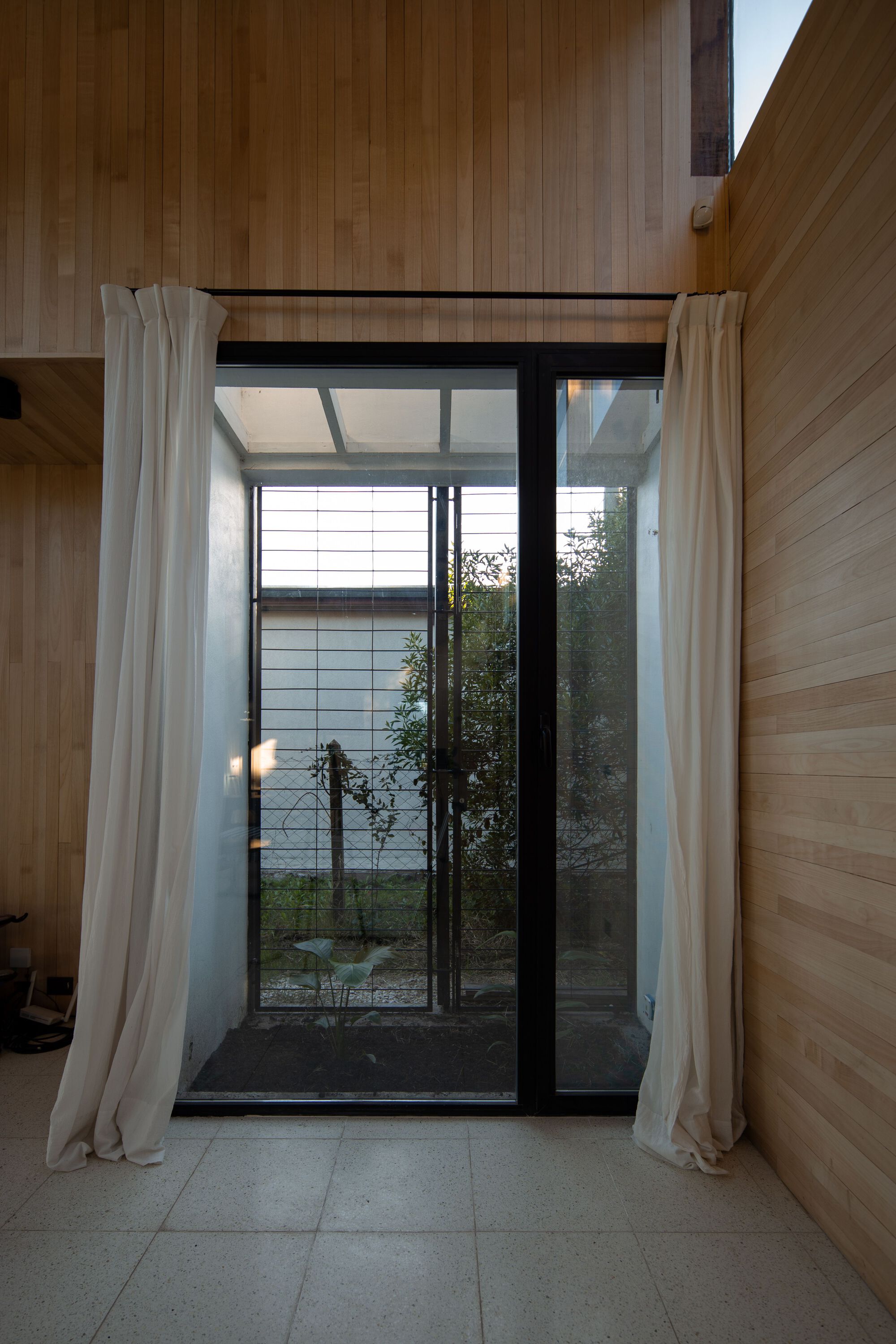拉索尼阿达小屋丨阿根廷布宜诺斯艾利斯丨IR arquitectura,Joaquin Portela-24