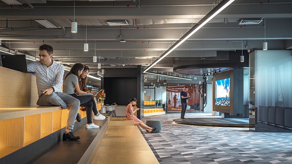 时代公园的 HUYA 总部 | 互动沉浸式游戏直播空间-5