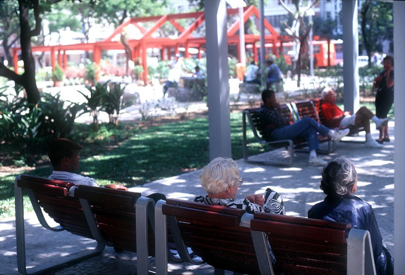 Rio Cidade Leblon 城市更新项目 | 创新功能，绿化与人性化并重-11