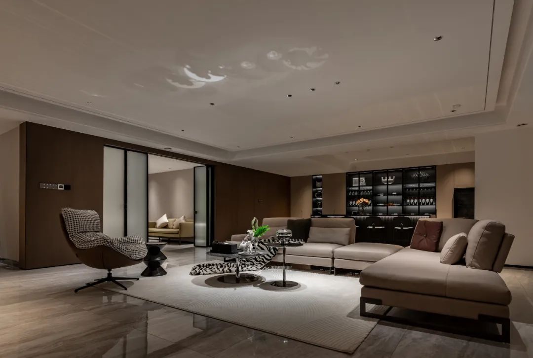 现代时尚的 280㎡小院私宅丨罗太翔,于倩-63