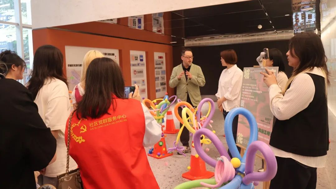 “城市花筒”，中央美院城院师生的“街头小展览”-8