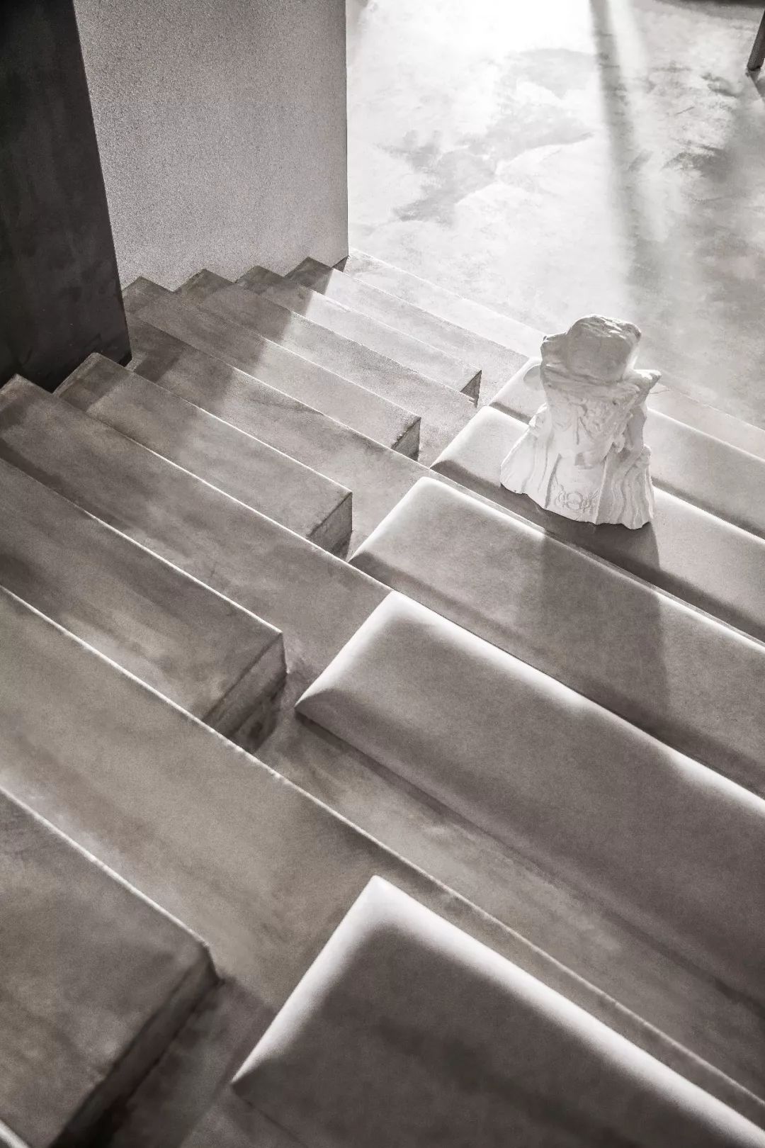 大象艺术公馆 | 灰色调空间中的艺术气息与工匠精神-25