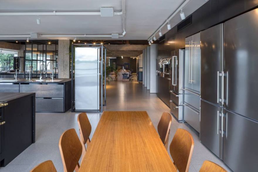 巴西圣保罗杰拉尔湖建材展厅设计-22