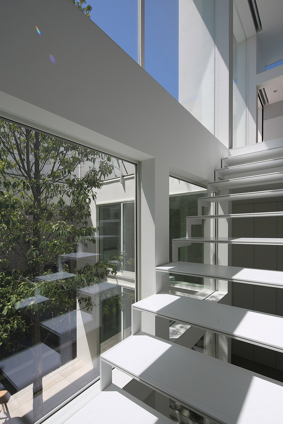 日本漂浮庭院住宅丨日本东京丨Takuro Yamamoto Architects-8