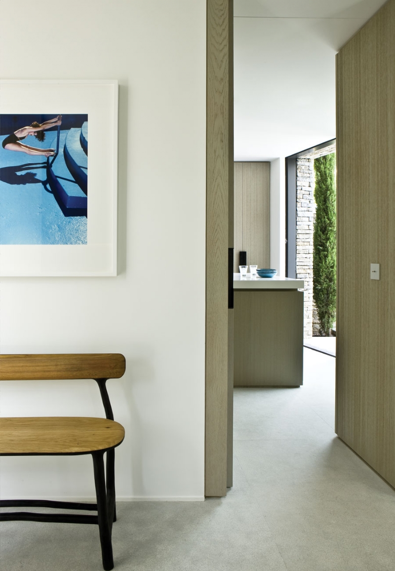 法国圣特·罗佩私人别墅 | 素雅简约主义之美-8