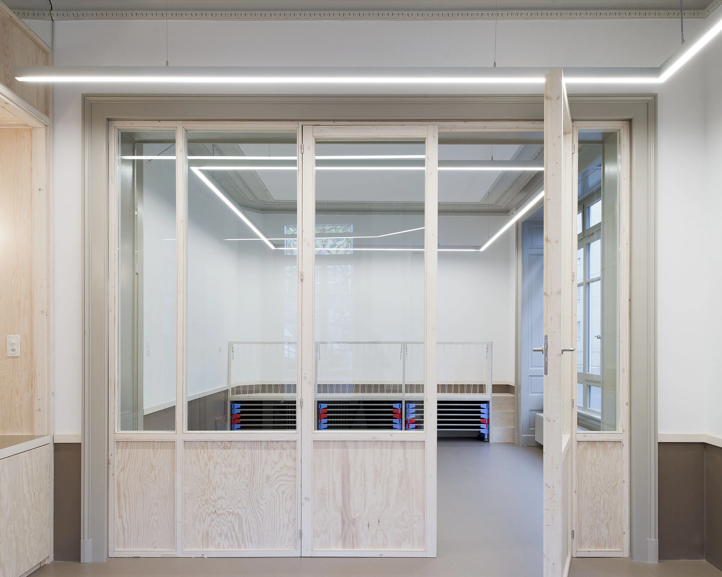 TRANSFORMATION OF A RESTAURANT INTO A NURSERY-15