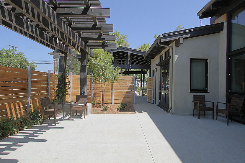 加州“绿色家园”养老院-10