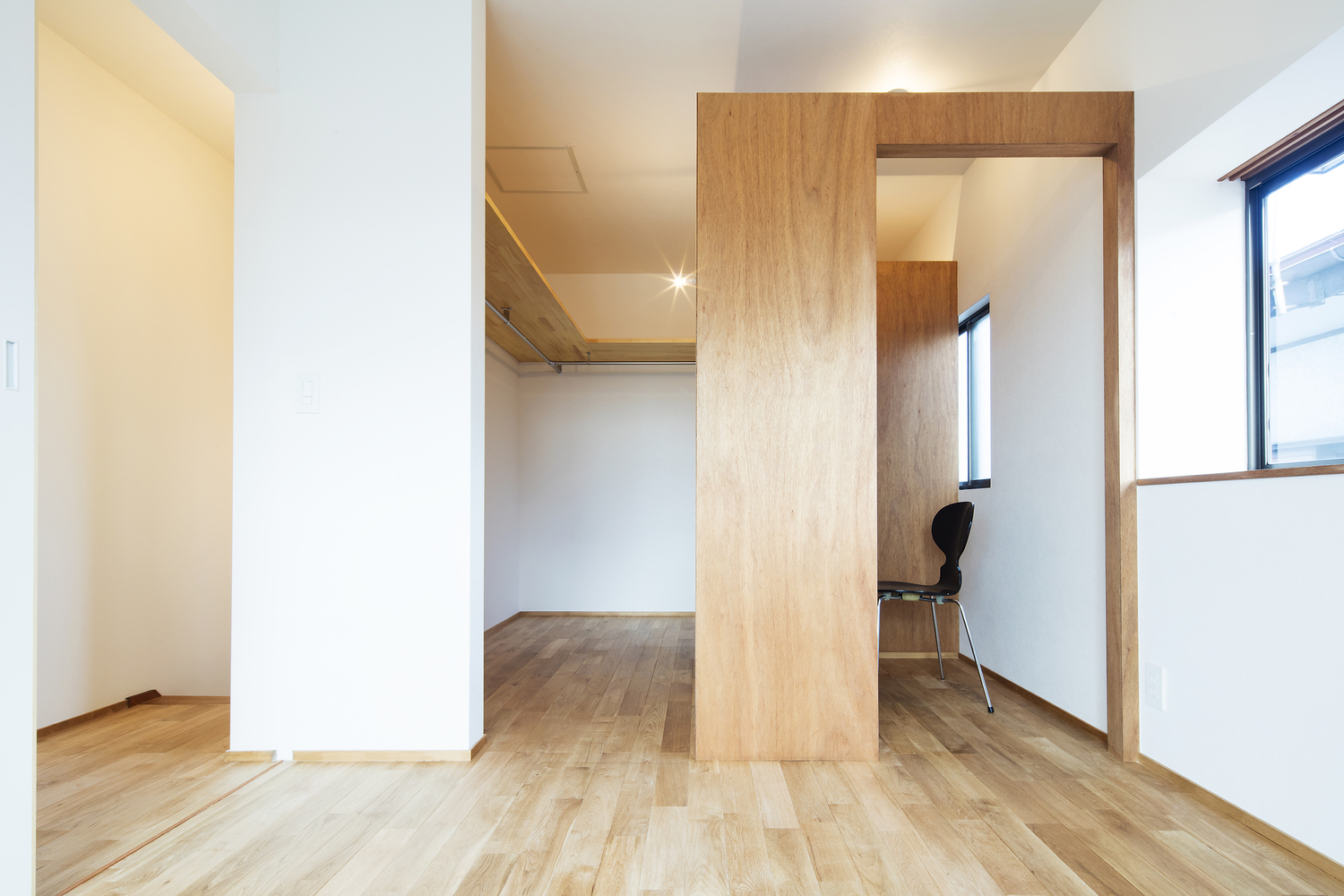 阳光穿透的日式木屋-38