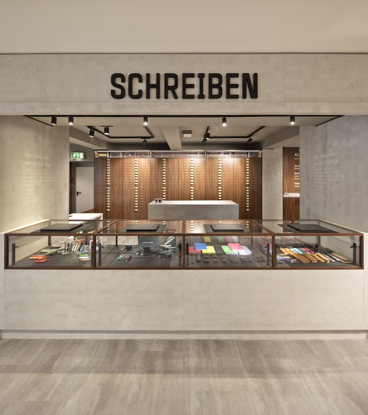 奥尔特洛夫商店,由商店设计师们设计,科隆-13