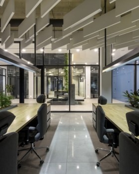Vodogray 建筑公司办公室设计丨乌克兰切尔诺夫策丨AddLine group