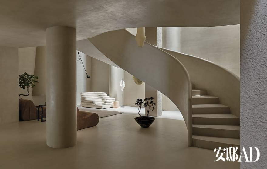 米兰归来的时装设计师,在家中“剪裁”静谧的东方-6