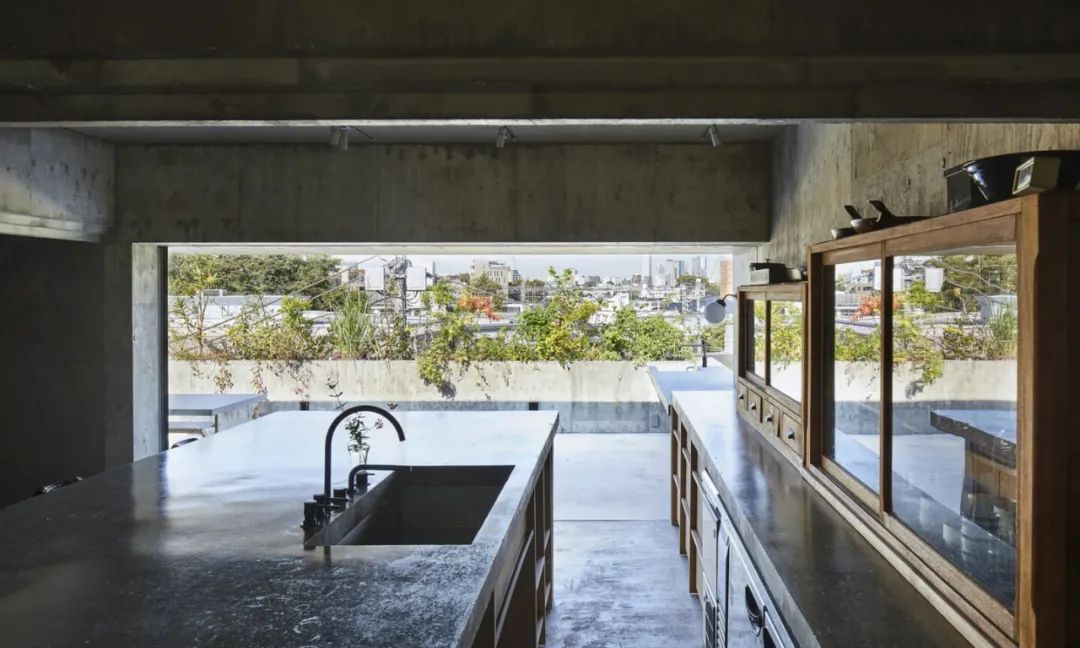 东京混凝土洞穴·极简主义私人住宅丨日本东京丨Suppose Design Office-40