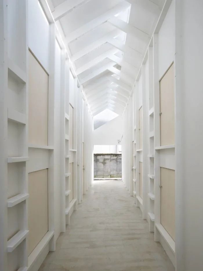 Koyasan 胶囊旅馆丨日本丨Alphaville Architects-44