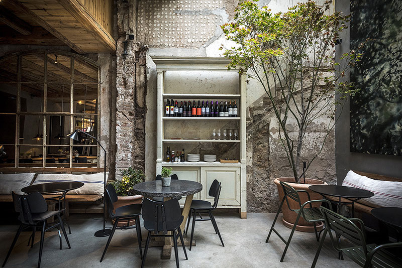 巴塞罗那GATS时尚工业风餐厅-1