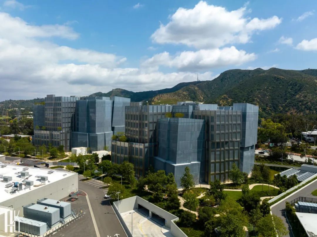 盖里设计，华纳兄弟新总部“Second Century Project”完工-5