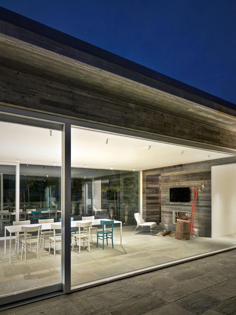 意大利阿尔卑斯山脉的绿色住宅-25