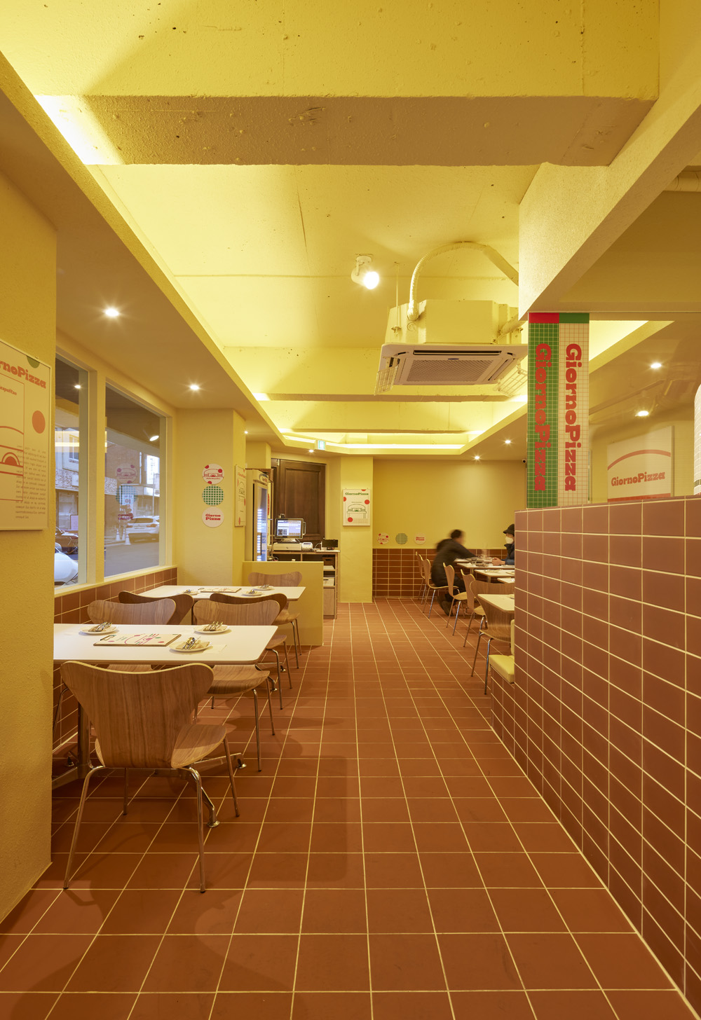 23 平罗诺皮亚专卖店 | 精致氛围的室内设计-11