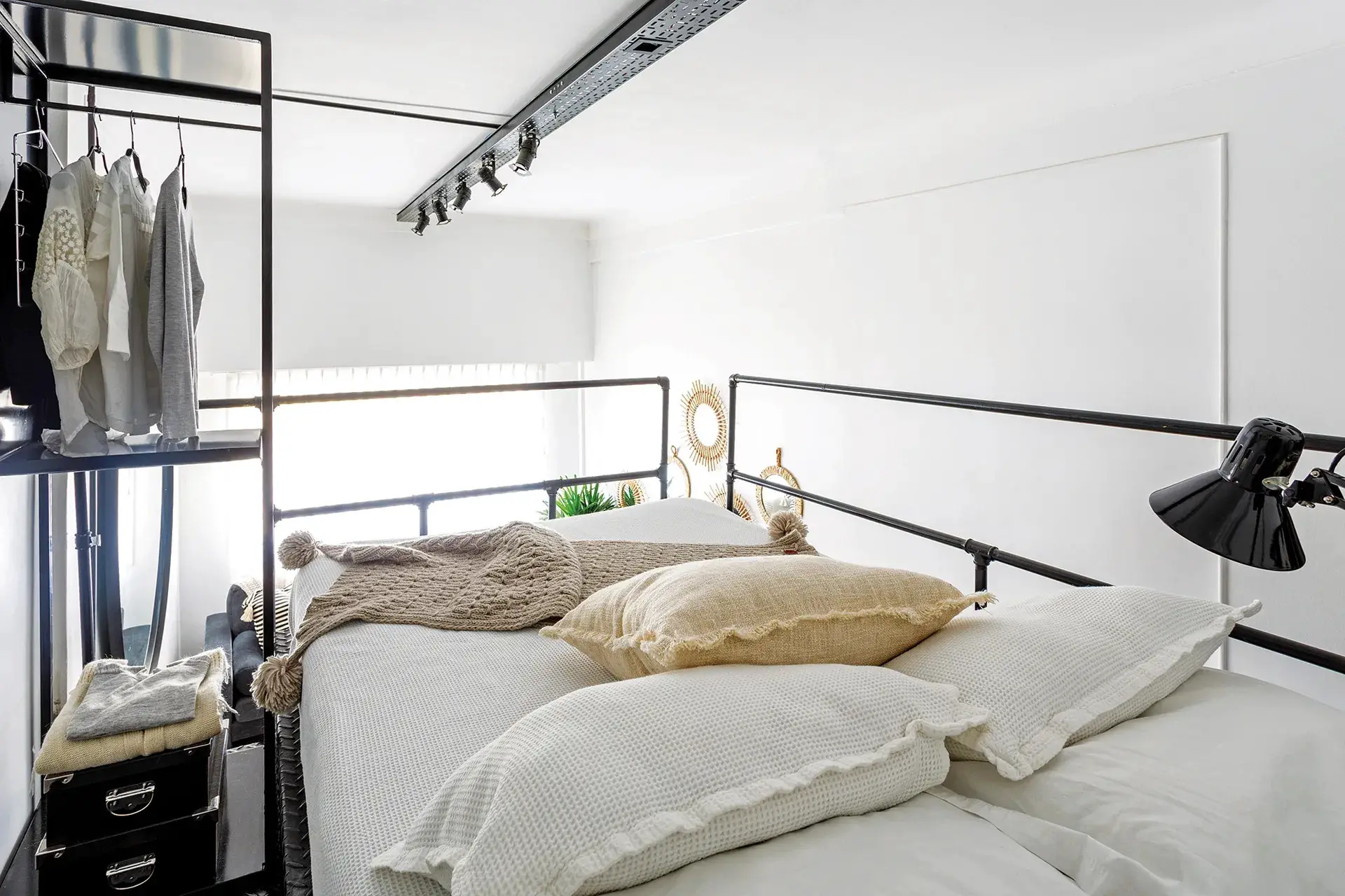 阿根廷 22m2 多功能工作室，创意金属结构设计-9