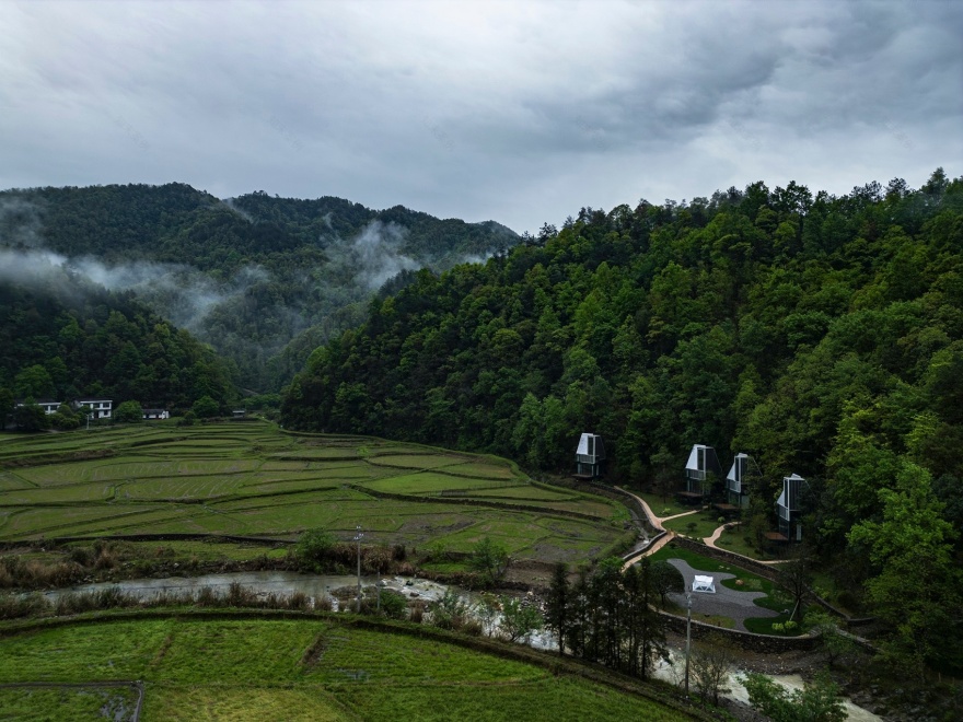 云躲躲·烟花小屋丨中国湖南丨EERI 建筑设计工作室-2