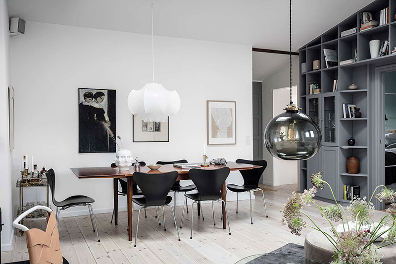 哥德堡特色阁楼公寓 | 倾斜天花板、巨型书架、温馨阳台-5