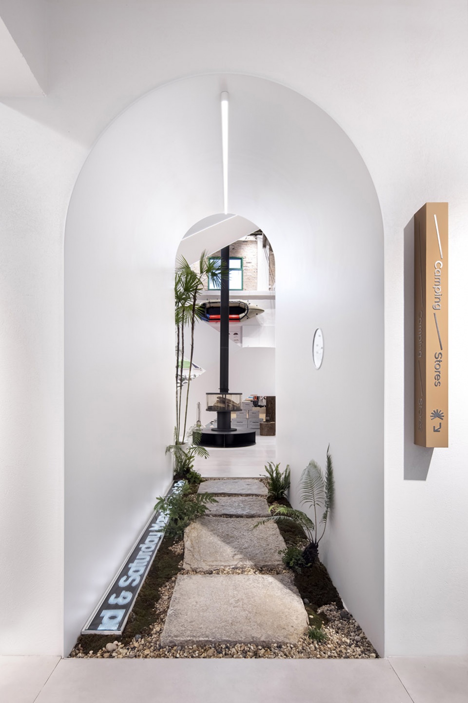 杭州观堂设计 | BACKROAD 户外集合店,老厂房的新生与多元空间-67