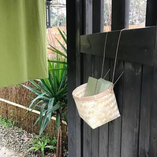 Color Case/90后帅小伙儿仅花3千爆改出租屋后-113