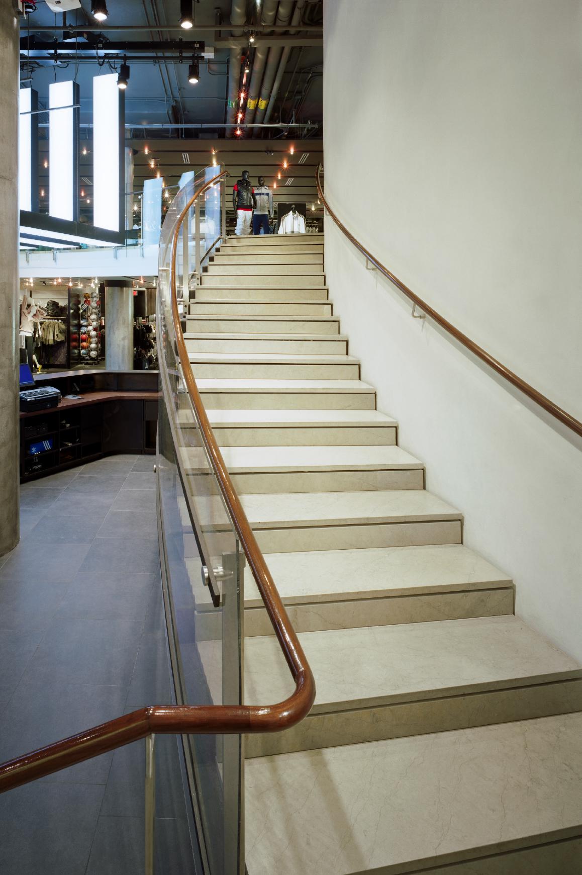 阿迪达斯多伦多旗舰店丨加拿大多伦多丨Hariri Pontarini Architects-17