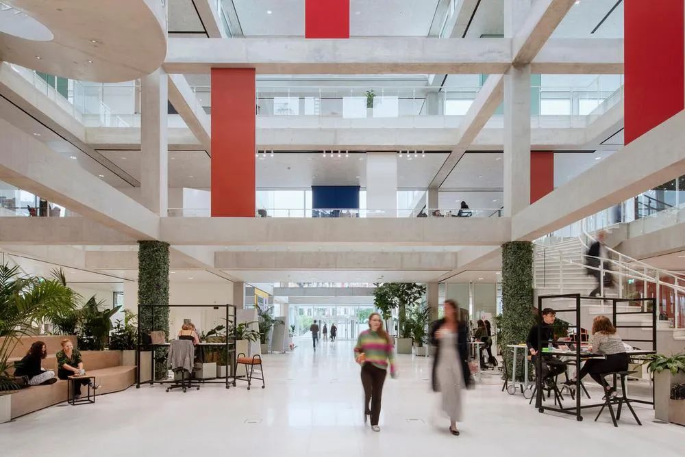 瑞士 St· Gallen 大学的 SQUARE 学习中心大楼丨Evolution Design 设计团队-17