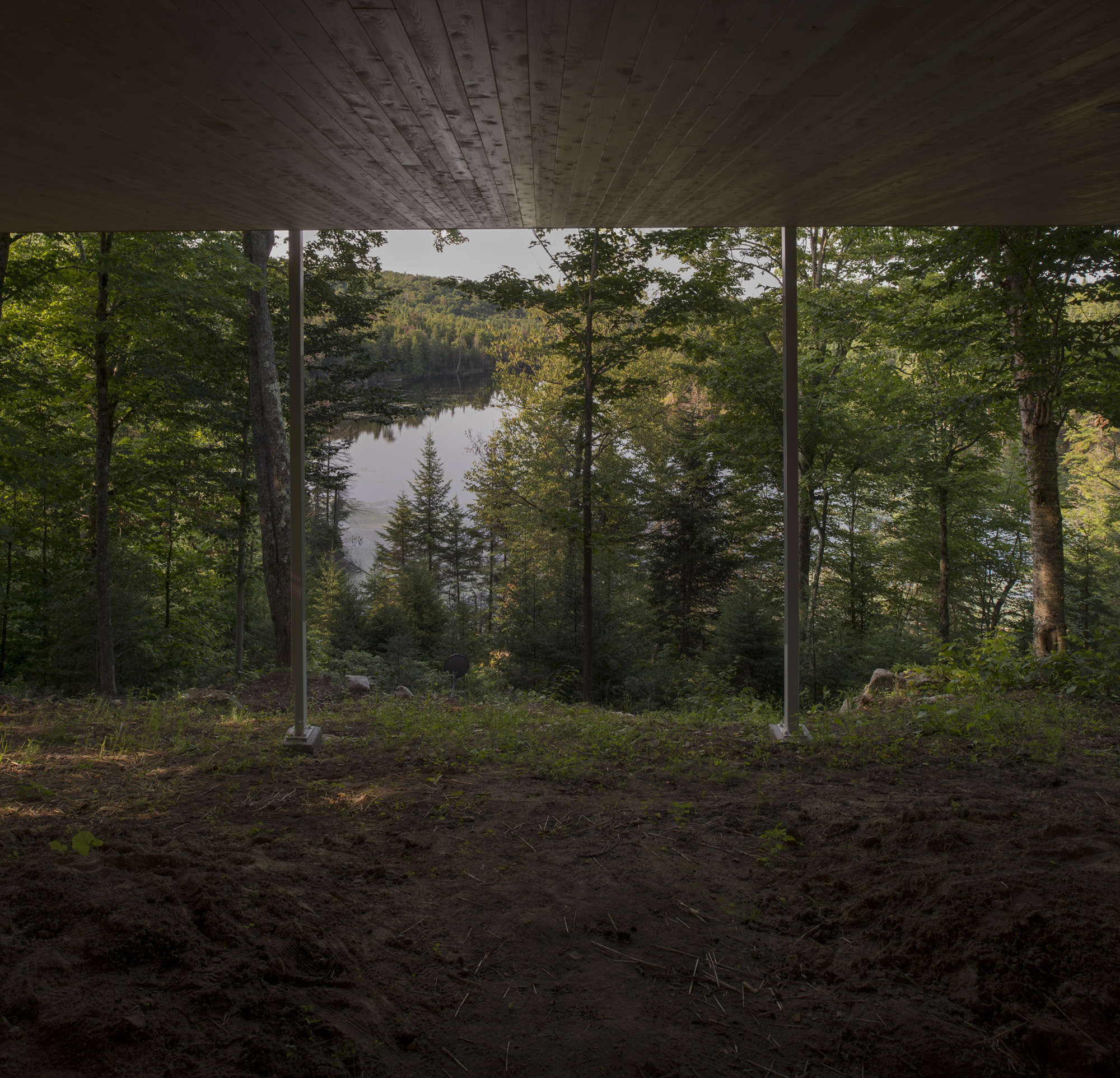 悬浮于加拿大高原的景观住宅-15
