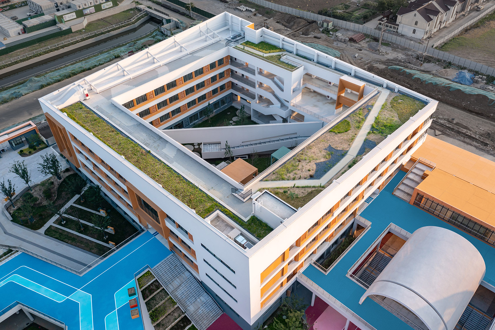 无锡市洛社第二中心小学丨中国无锡丨c+d设计中心-44