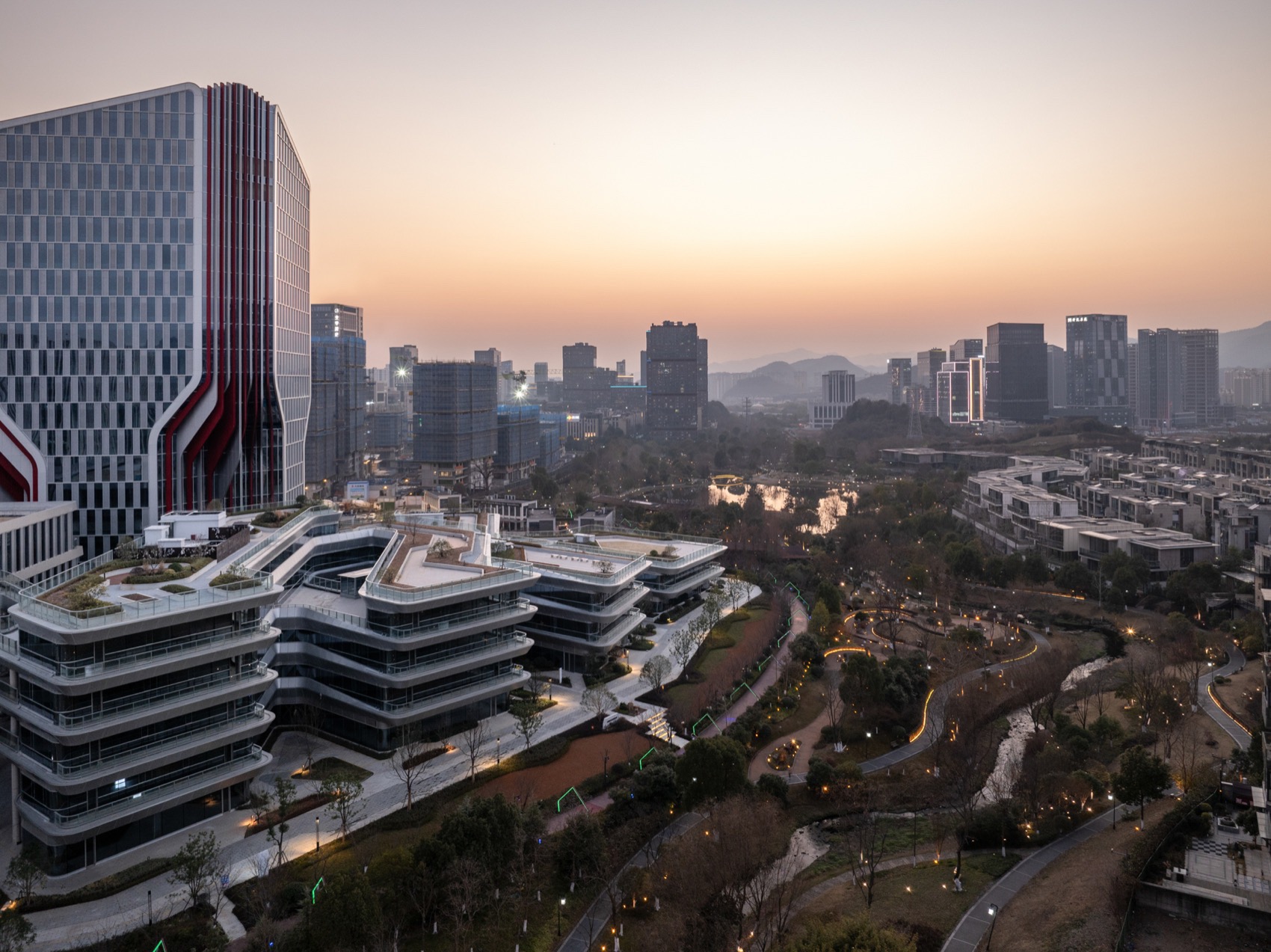 汽车超人— 金固中心，杭州 / 零壹城市作品-69